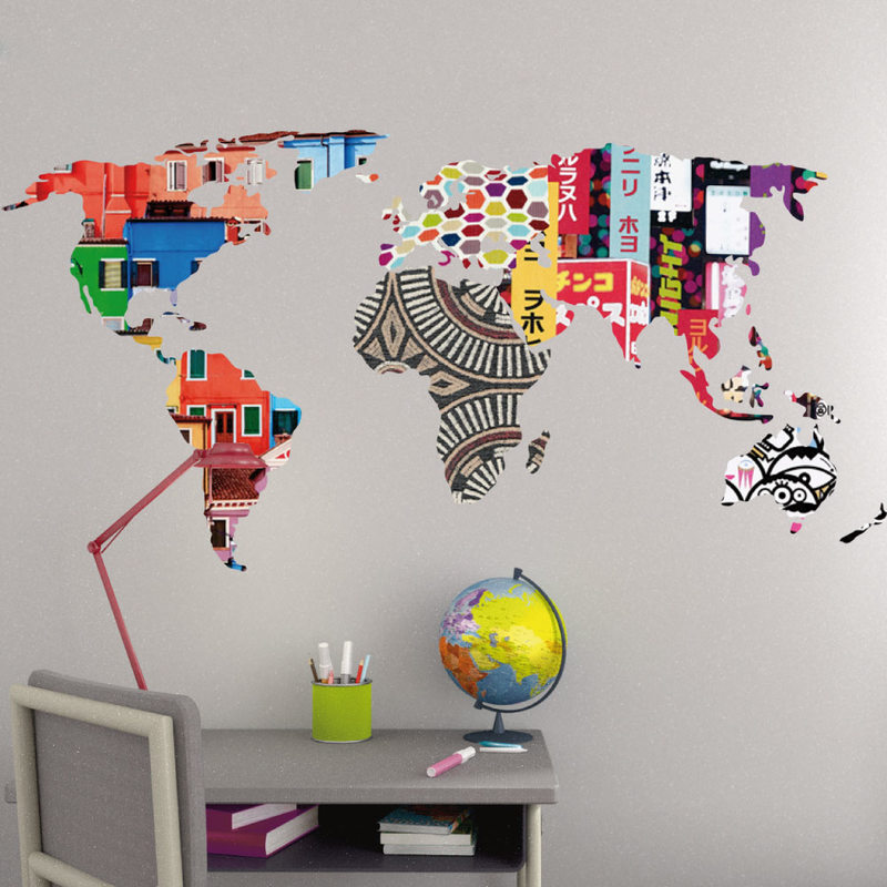 Papier peint mural mappemonde Carte du monde avec des drapeaux